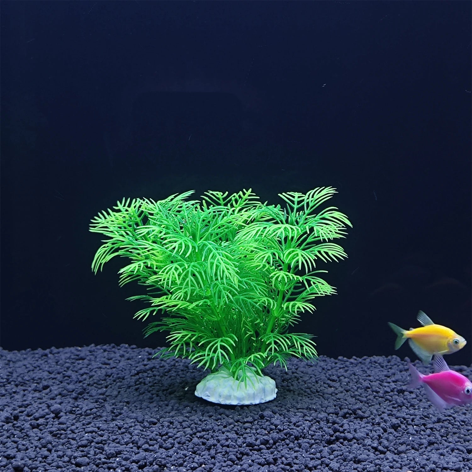 Plastic Aquarium Plant Decoration – Flexible & Realistic